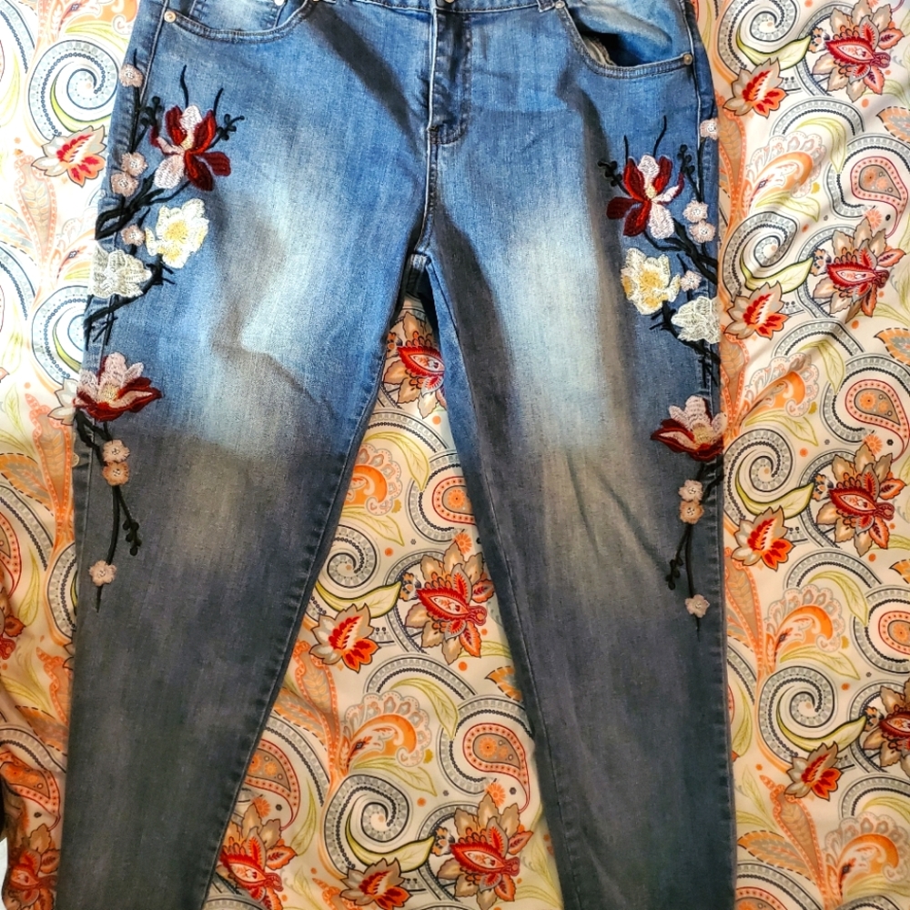 Sandpiper floral jeans